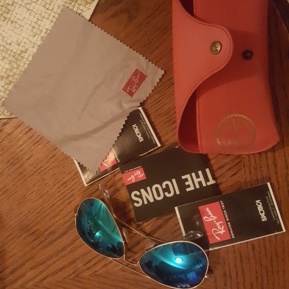Ray Bans Mirror Blue with cleaning cloth/ instruct - Picture 4 of 5